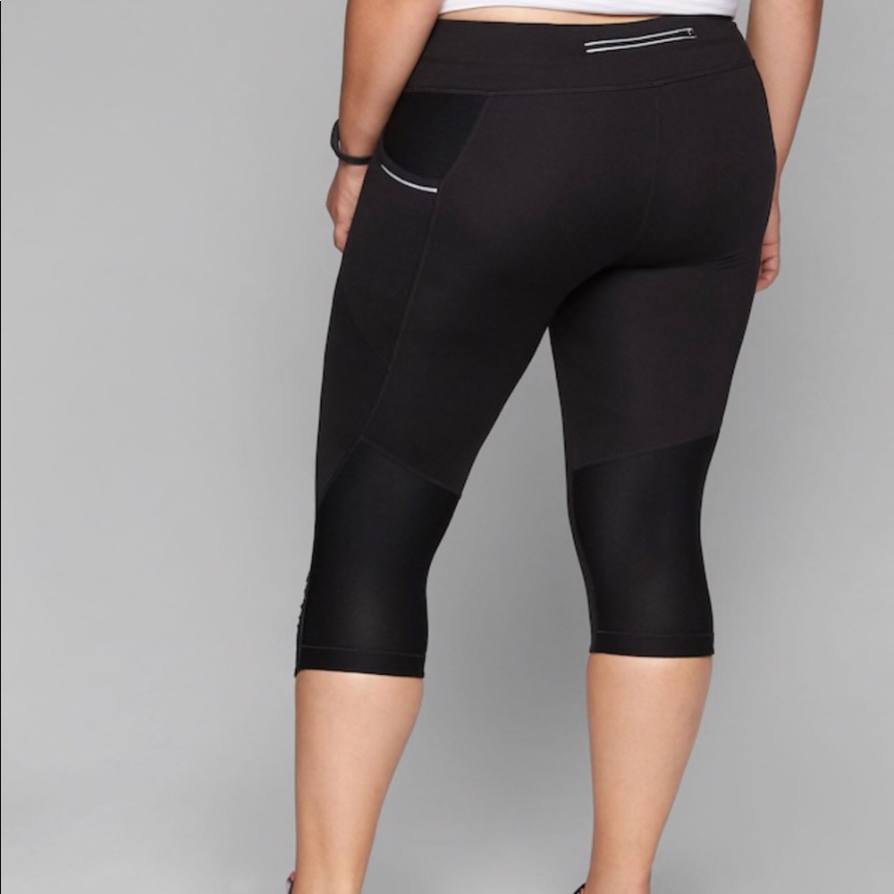 Athleta Be Free Knicker Black Size L NWT